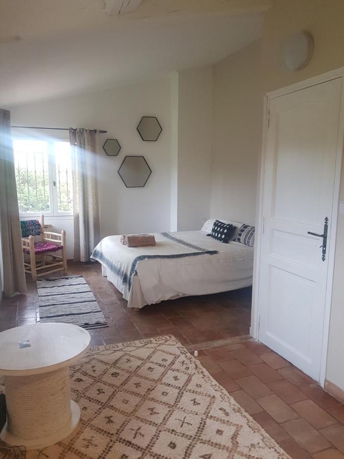 Mas Au Coeur De La Provence & Spa 圣卡纳 外观 照片
