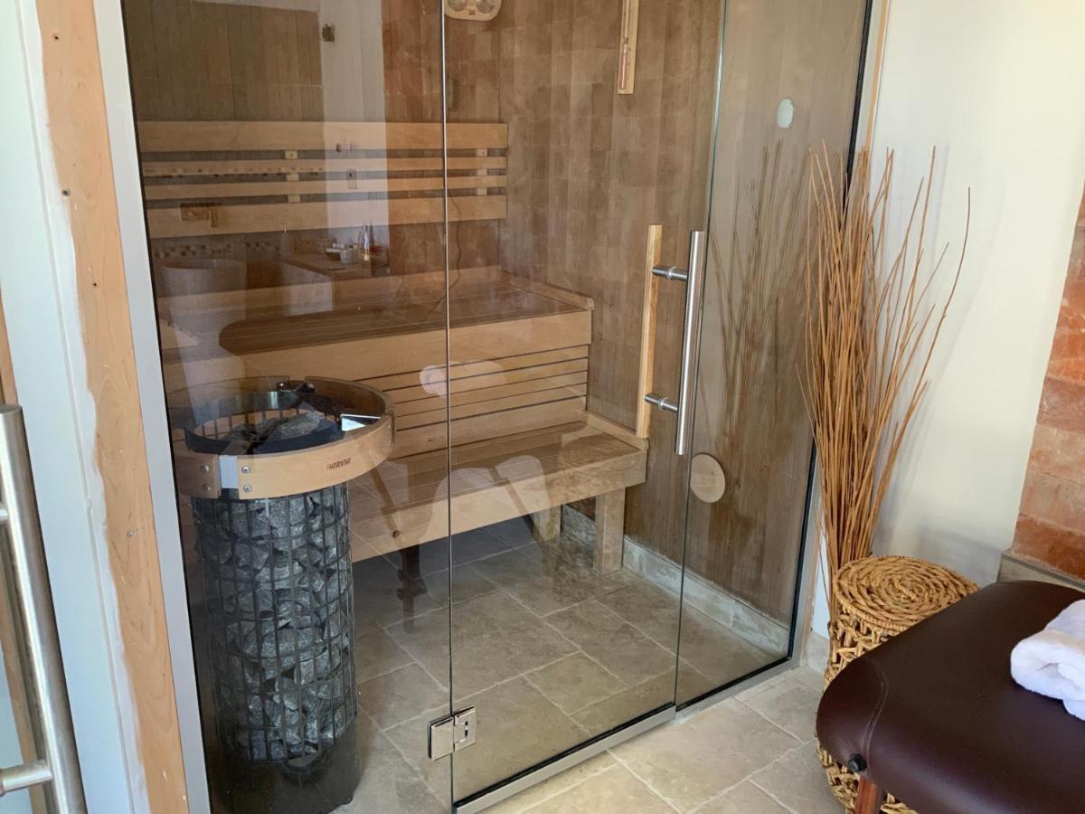 Mas Au Coeur De La Provence & Spa 圣卡纳 外观 照片